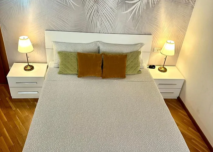 Lb - Stella Center *